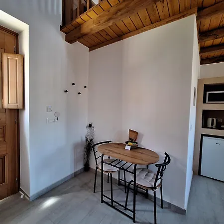 Διαμέρισμα To Pefko - Mezzanines -